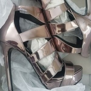 🚨Reserved 🚨Steve Madden Spycee Gladiator Sandals