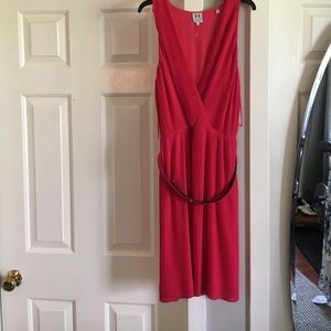 Halston Heritage pleated pink dress size 8