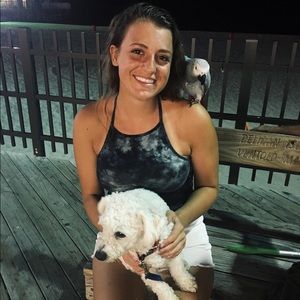 Meet your Posher, Leana