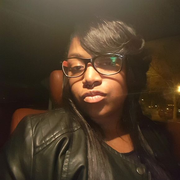 Meet your Posher, L'kya - Picture 1 of 1