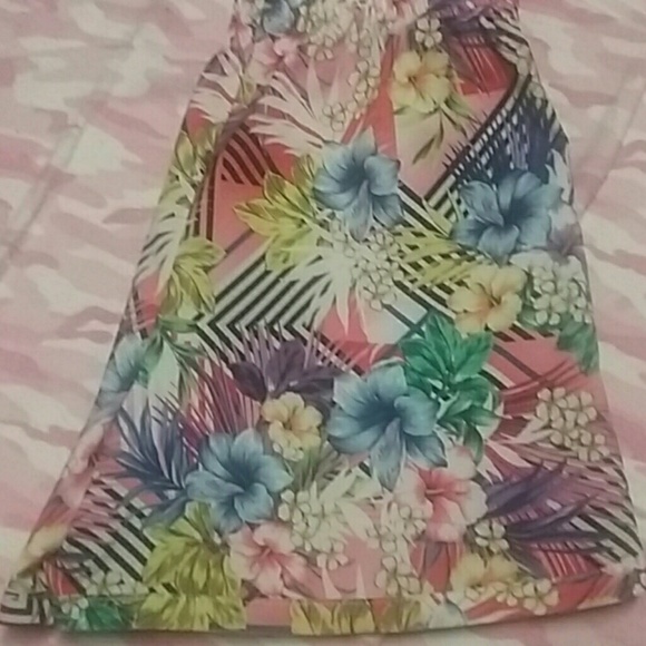 Girls shorts - Picture 3 of 3