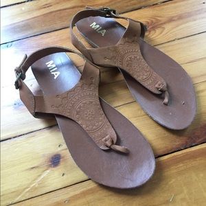 Mia brown sandals