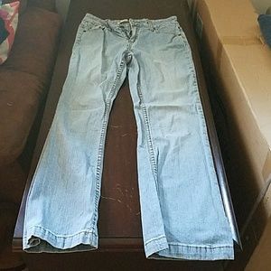 Ladies flared stretch denim jeans