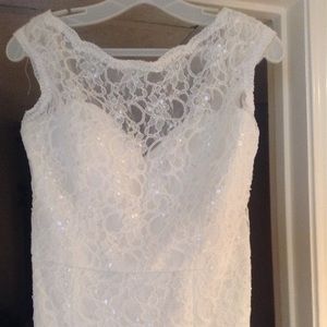 Never Worn White Lace Wedding Dress size 16