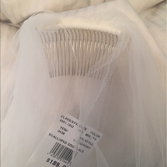 Wedding veil main image 6