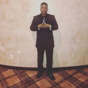 Meet your Posher, Kunle