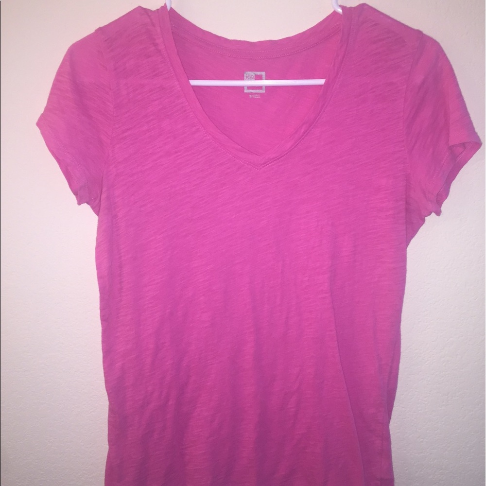 Hot pink T