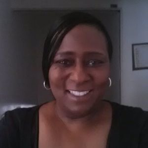 Meet your Posher, Zina