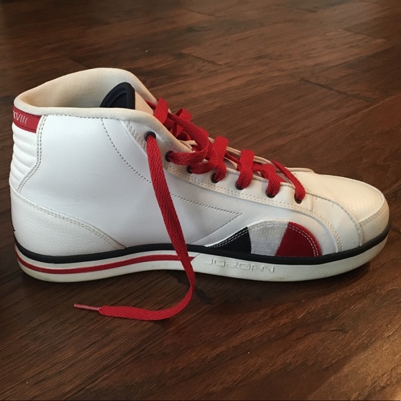 Air Jordan MCMLXXVIII high top basketball shoes - Picture 4 of 5
