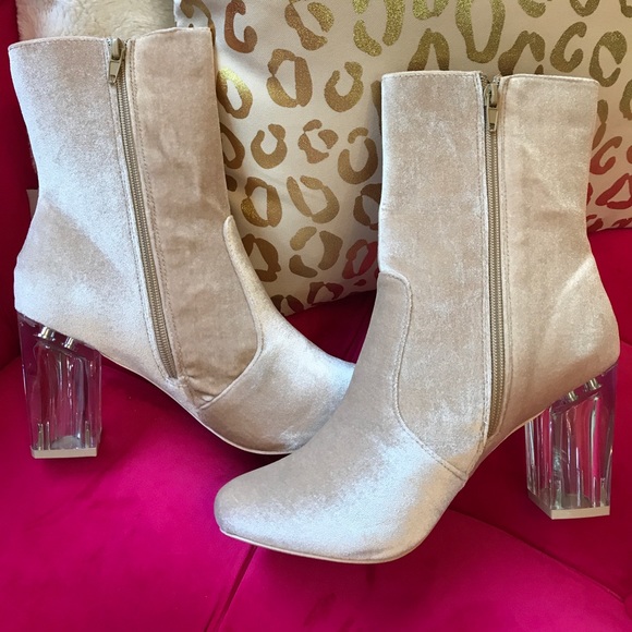 chase & chloe boots