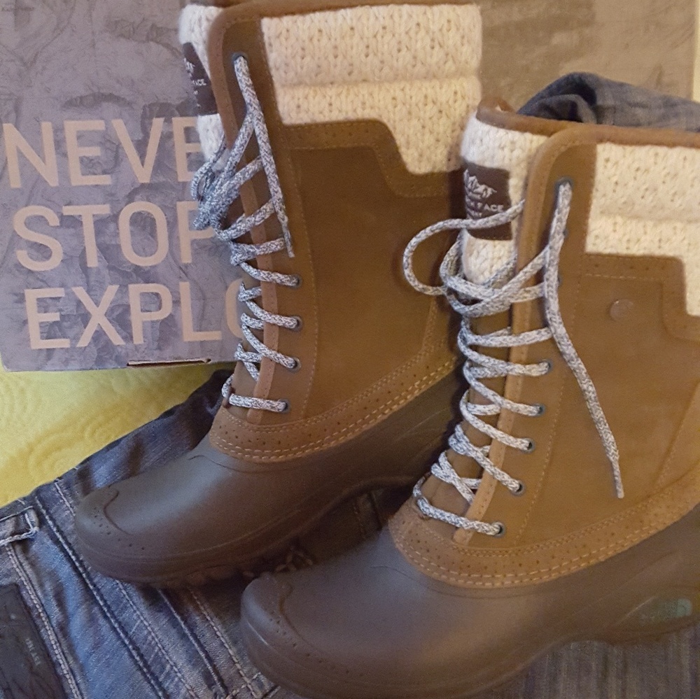North Face ladies lined boots