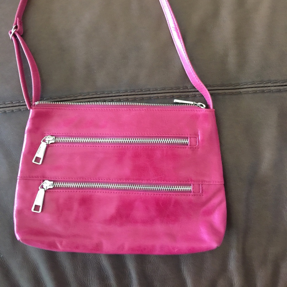 HOBO fuschia cross body purse NWOT