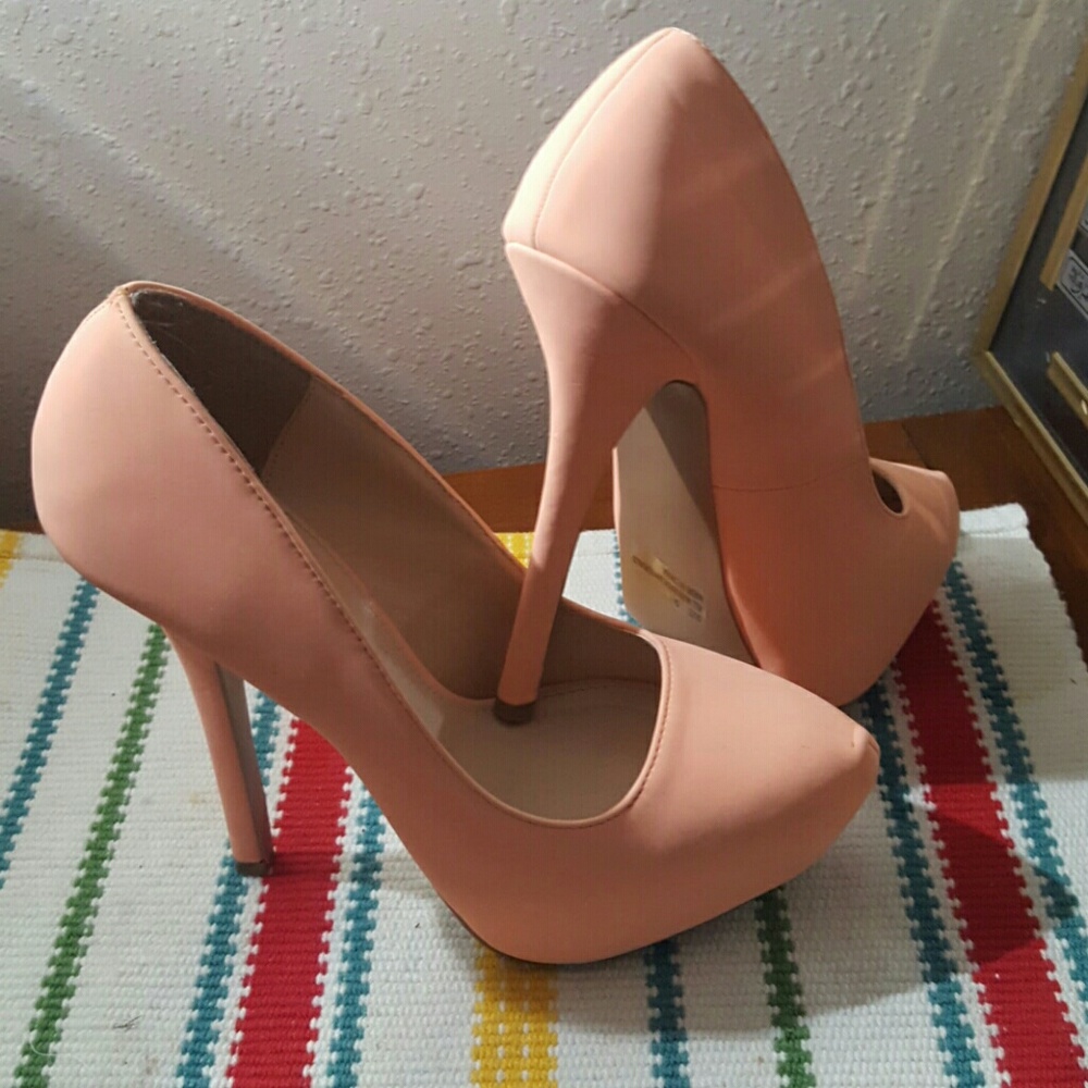 ☇SALE☇Qupid heels/platforms
