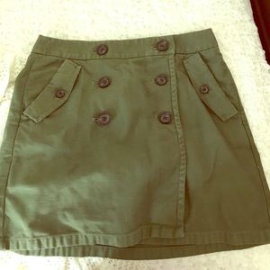 jcrew army green button skirt