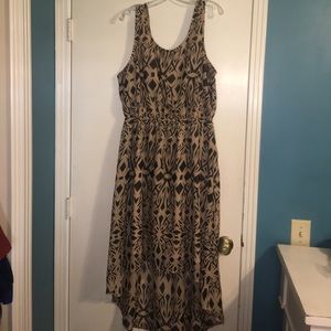 High-low, sleeveless, tribal print dress!