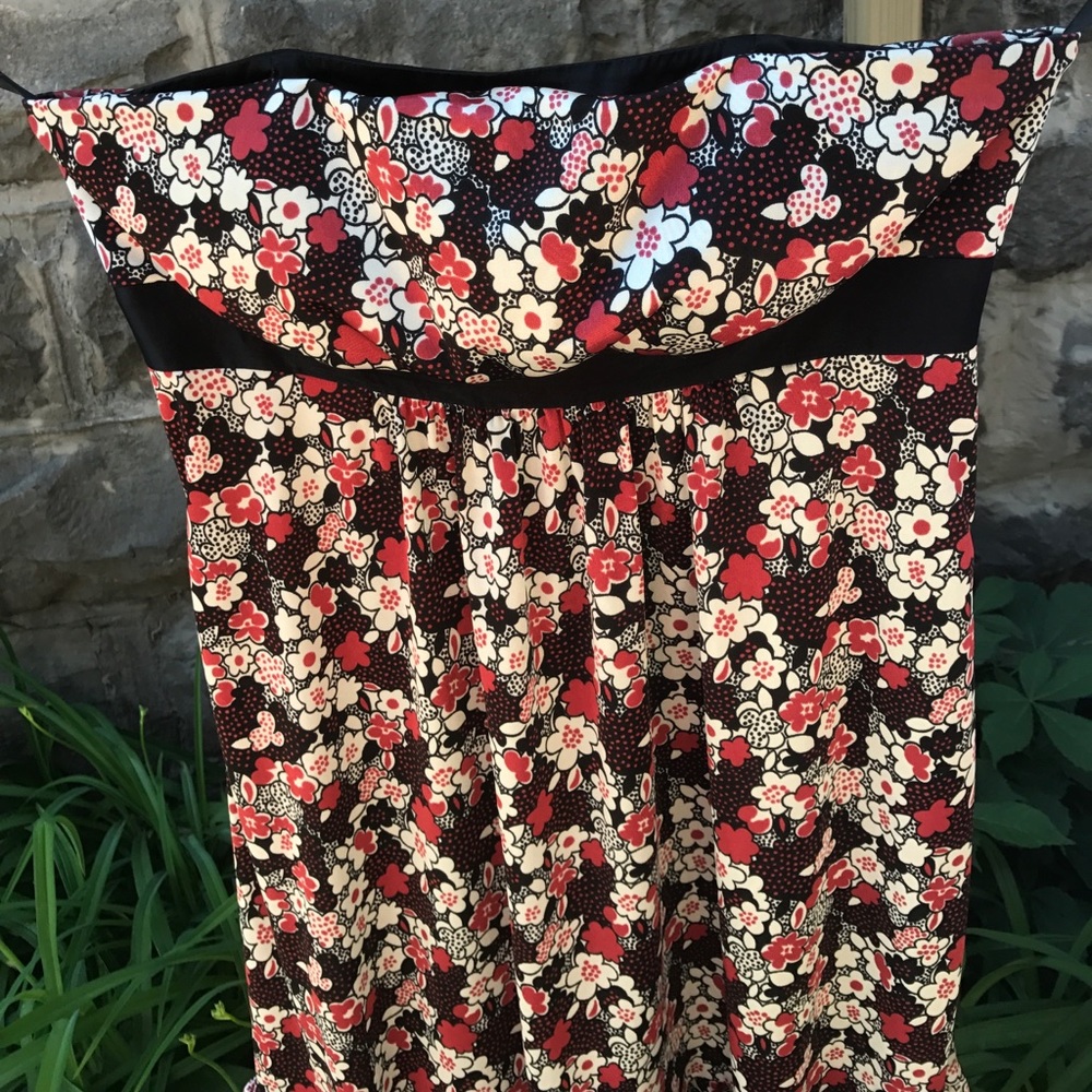 Betsy Johnson dress - Picture 2 of 2