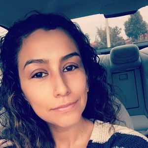 Meet your Posher, Virginia