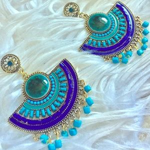 ✨Turquoise/Gold colored earrings✨
