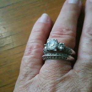 Beautiful cz bridal set