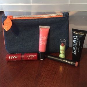 Ipsy bag with lip samples