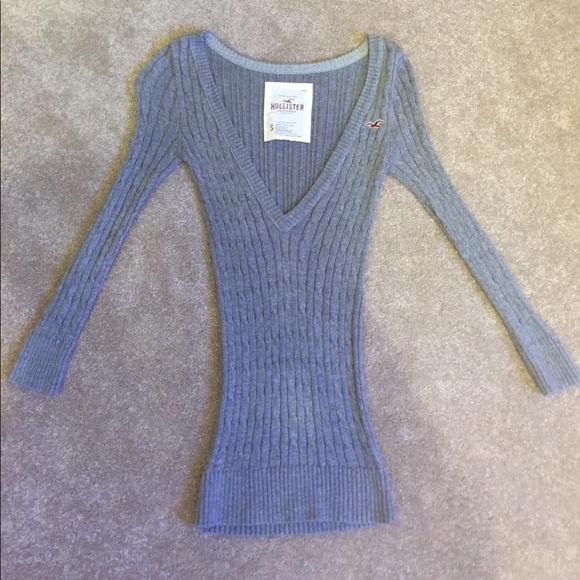 Hollister Sweaters - Gray Hollister sweater.
