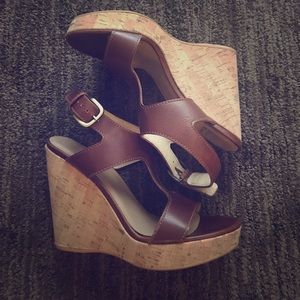 Stuart Weitzman platform sandal in brown leather