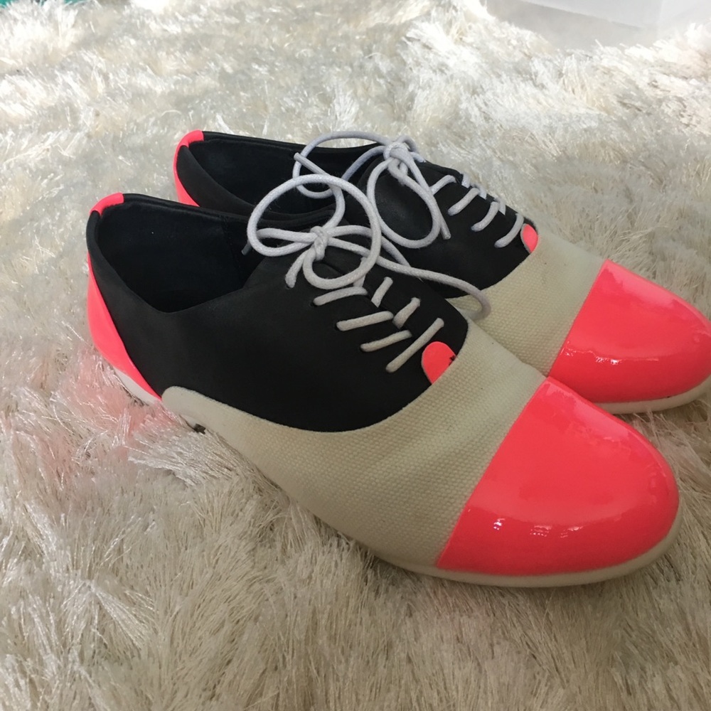 Cute Steve Madden flats