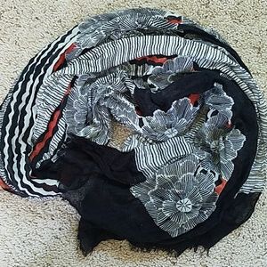 Limited Brand black and red scarf