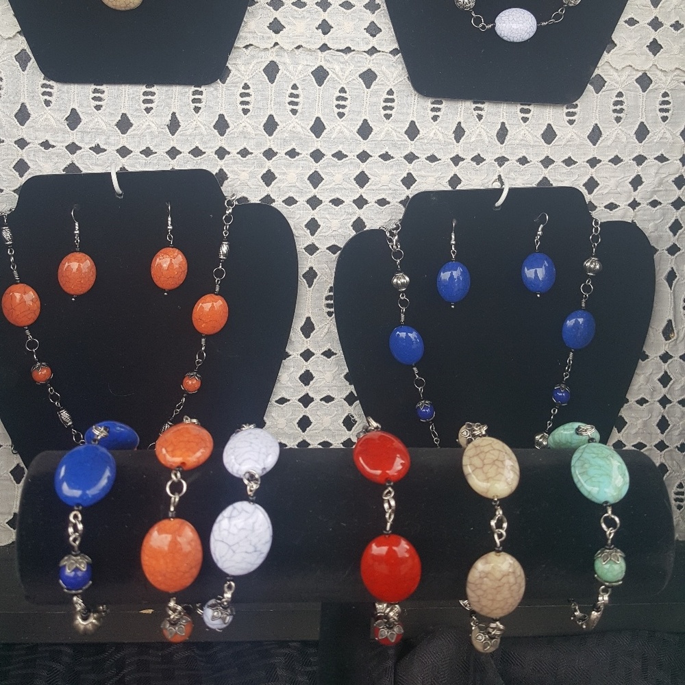 Hand made beaded jewelry sets