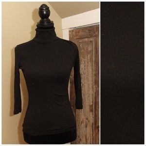 The Gap 3/4 sleeve turtleneck in black