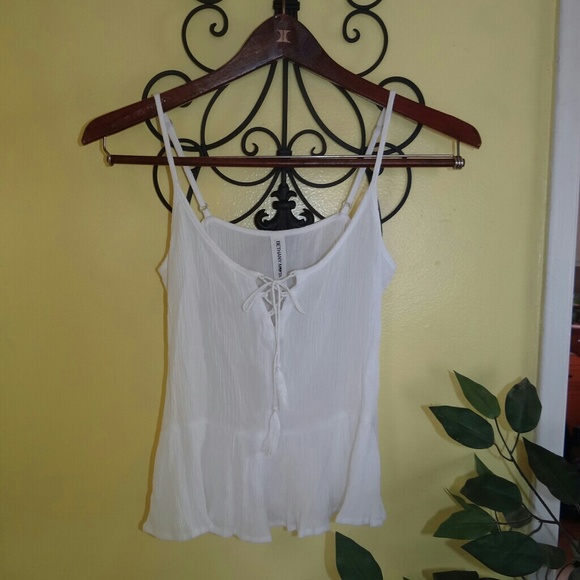 Bethany Mota White Crop Top - Picture 1 of 4