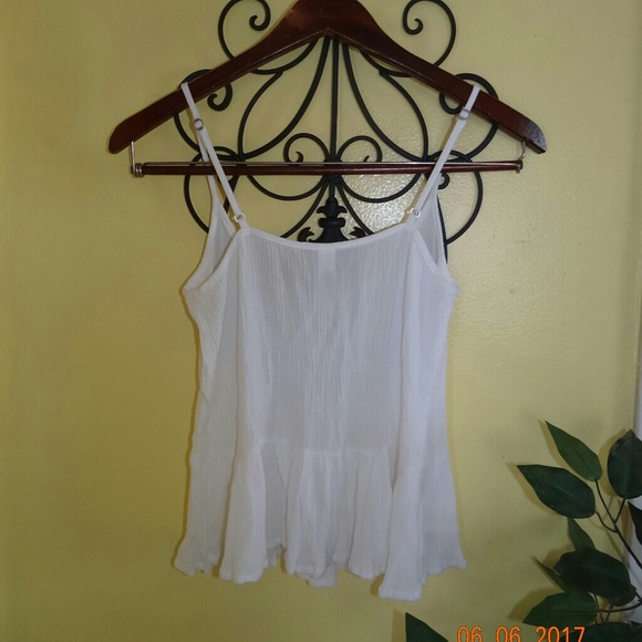 Bethany Mota White Crop Top - Picture 2 of 4
