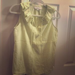 LOFT cute and flowing lightweight top