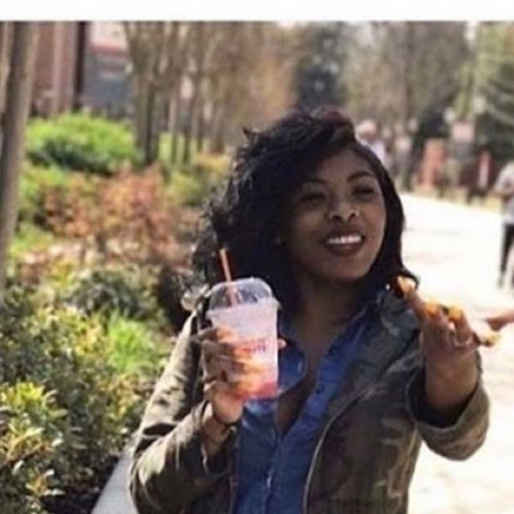 Meet your Posher, Just