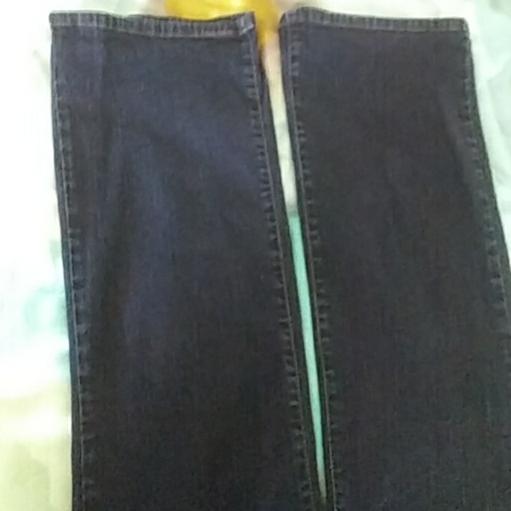 Jeans - Picture 2 of 3