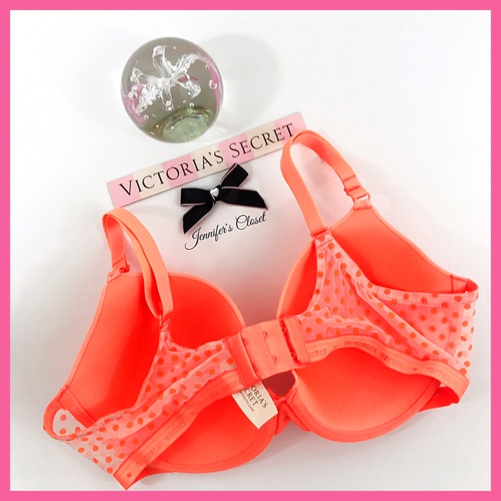 •Victoria's Secret• Perfect lined coverage bra - Picture 2 of 2