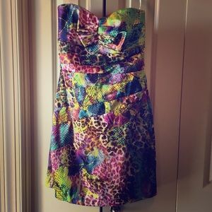 Amazing cocktail dress!