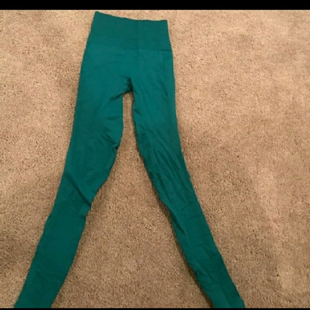 Lululemon In the Zone Tight Leggibgs size 2