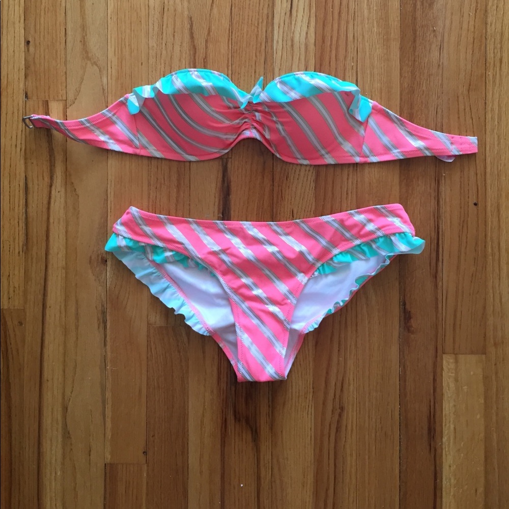 Victoria Secret Strapless Push up Bathing Suit