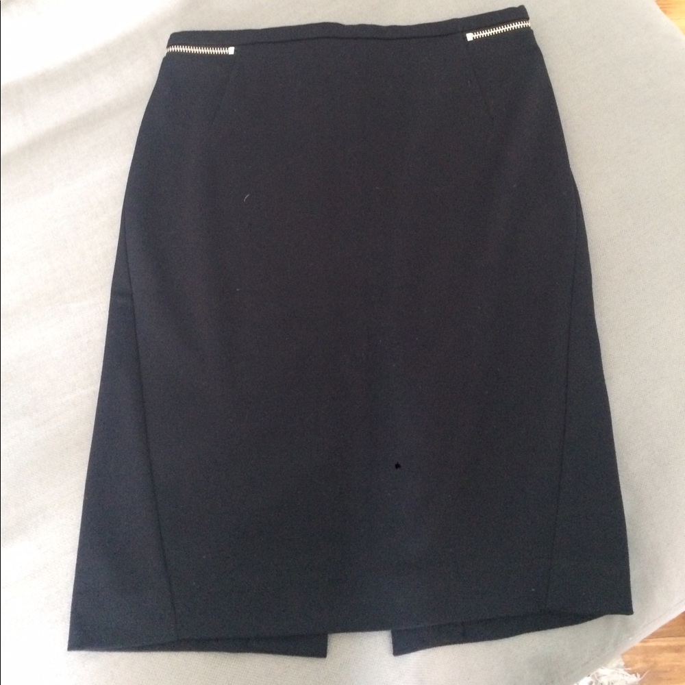 Black pencil skirt