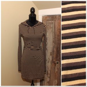 Long sleeve hooded dress