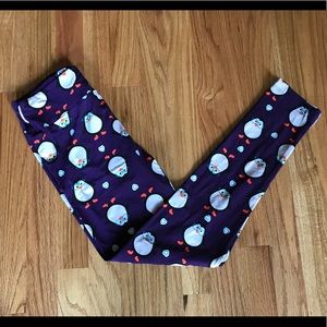 Lularoe Penguin OS Leggings