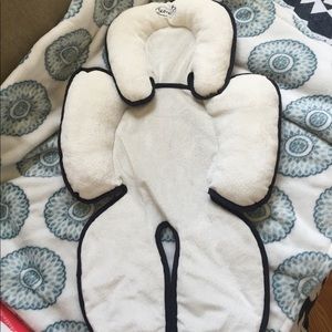 Summer infant car seat liner insert snuzzler