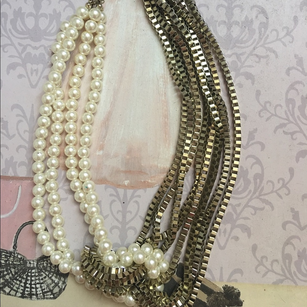 Bundle Of Different Pearl's - image 2