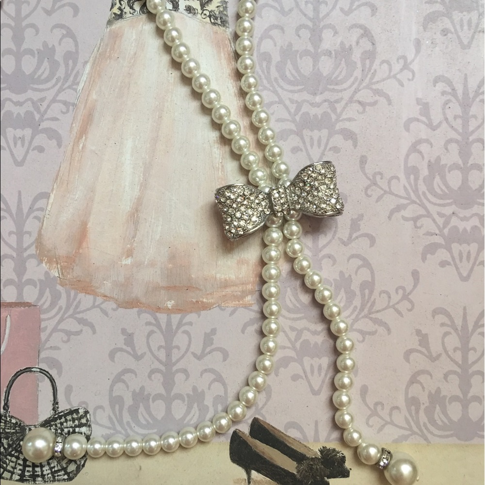 Bundle Of Different Pearl's - image 3