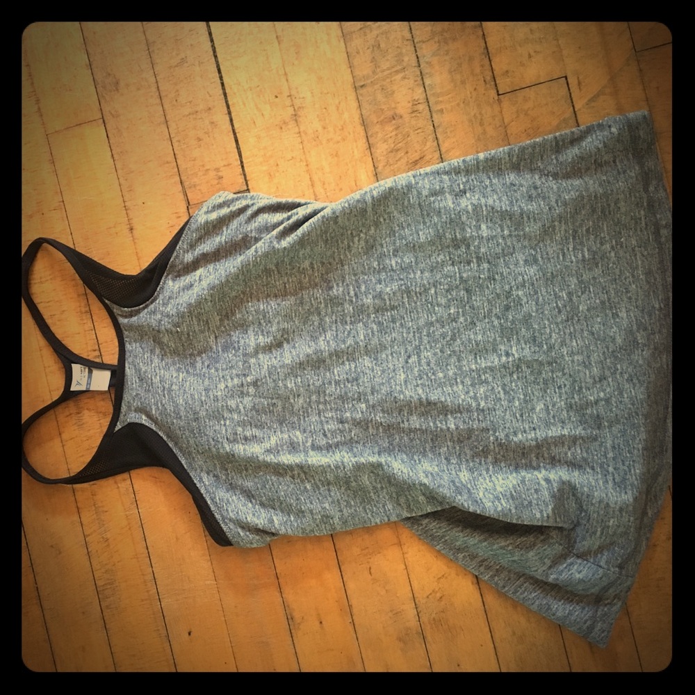 Old navy active top