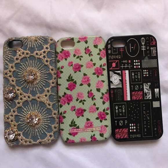 CLOSET CLOSING 3 iPhone 5/5s/5e cases - Picture 1 of 7