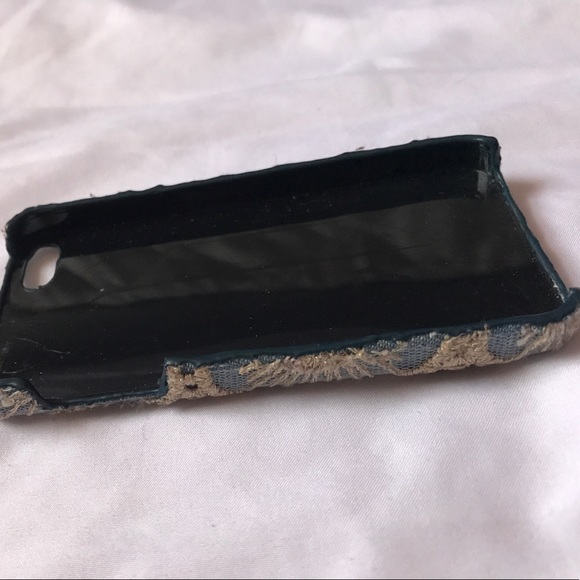 CLOSET CLOSING 3 iPhone 5/5s/5e cases - Picture 3 of 7