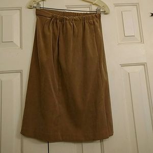 allison-che Other - Suit - Size 6P allison-che Other - Suit - Size 6P