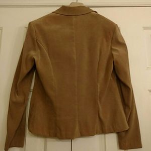 allison-che Other - Suit - Size 6P allison-che Other - Suit - Size 6P